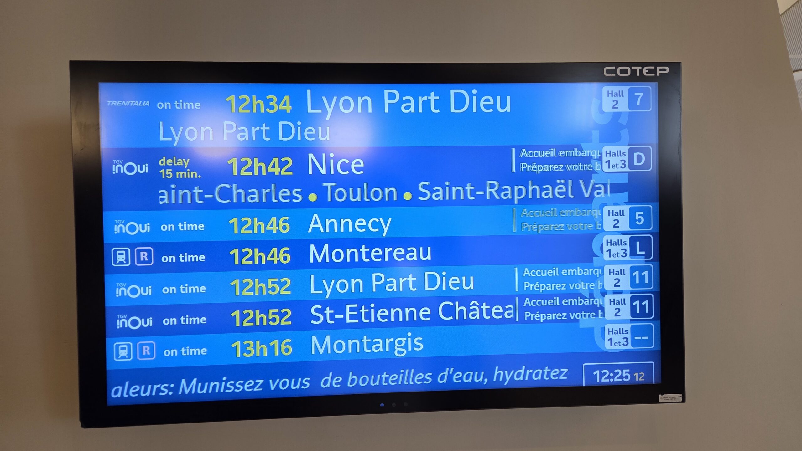 Regarde! Blaziker in Annecy (And Paris)! Part 2